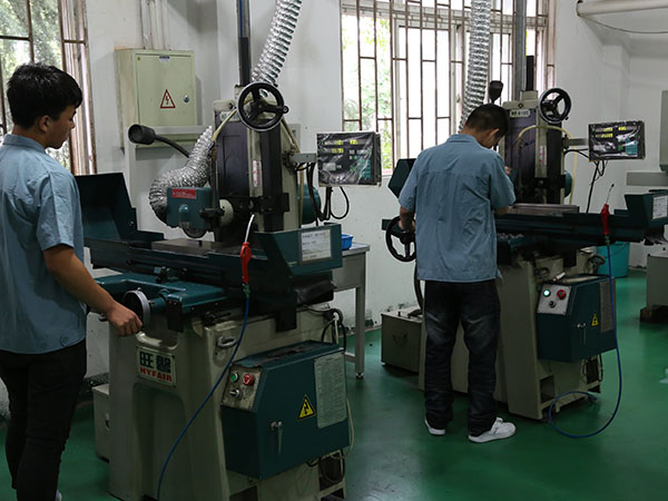 Numerical control machining of the target is to achieve high speed machining